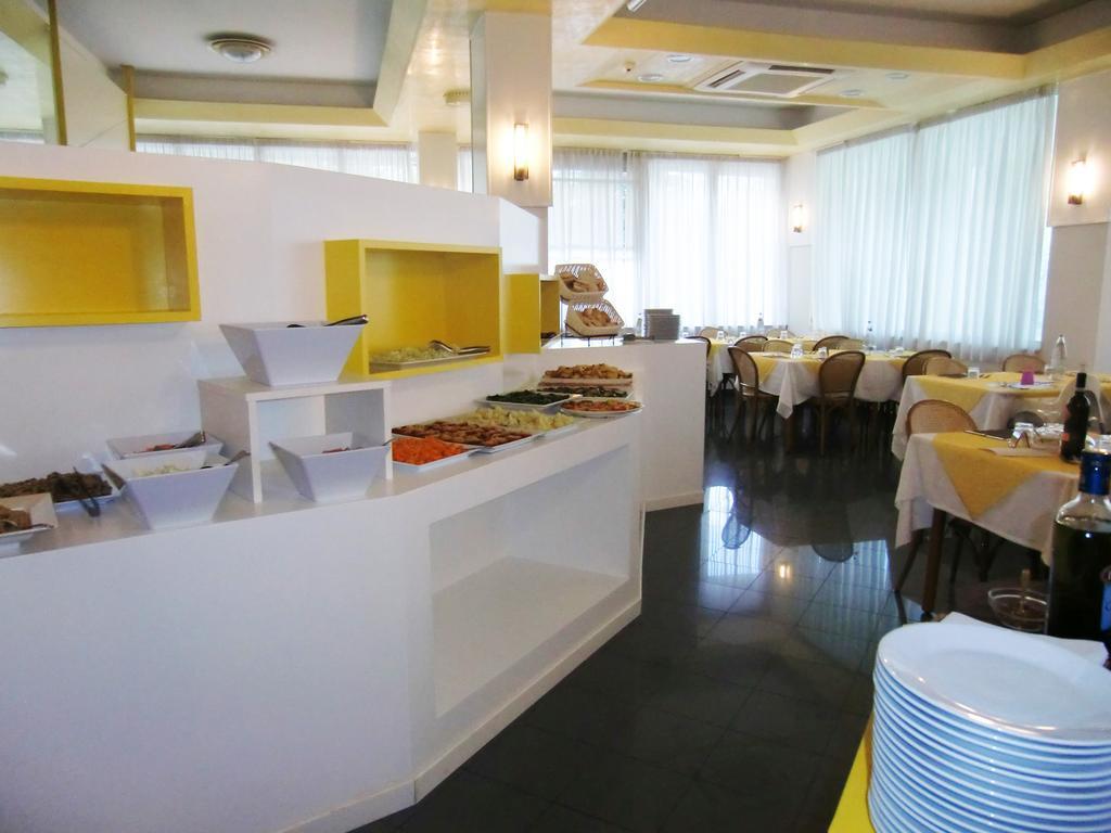 Hotel Desire' Riccione Eksteriør bilde