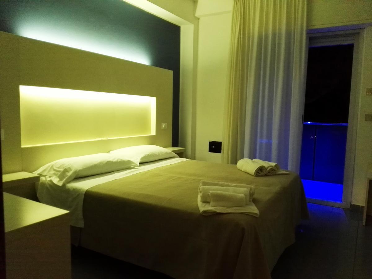 Hotel Desire' Riccione Eksteriør bilde