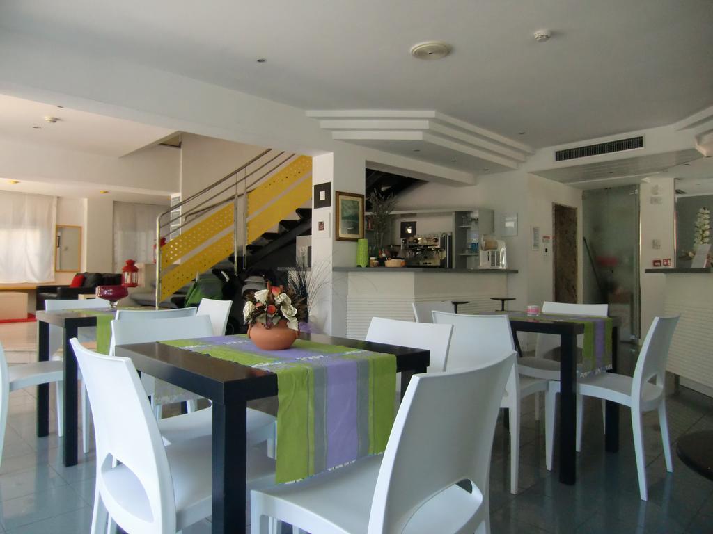 Hotel Desire' Riccione Eksteriør bilde